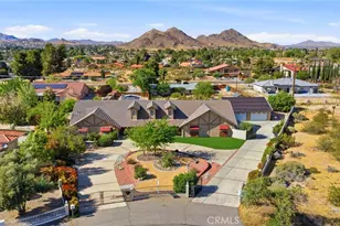 19670 Tonkawan Rd, Apple Valley, CA 92307 - Photo 2