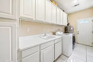 23574 Lake Valley Dr, Moreno Valley, CA 92557 - Photo 22