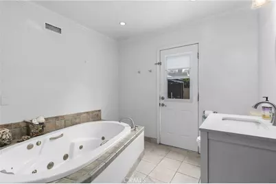 2774 W Westhaven, Anaheim, CA 92804 - Photo 28