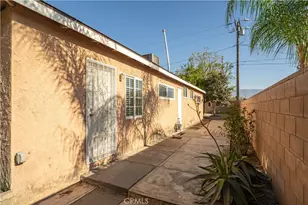 1854 Cleveland, San Bernardino, CA 92411 - Photo 30