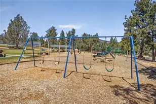 244 Moreno Ln, Sugarloaf, CA 92386 - Photo 30
