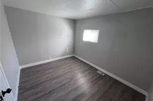 19127 Danbury, Hesperia, CA 92345 - Photo 16