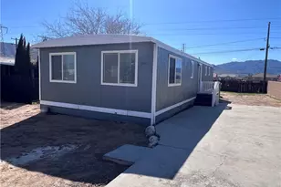 19127 Danbury, Hesperia, CA 92345 - Photo 2