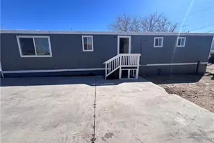 19127 Danbury, Hesperia, CA 92345 - Photo 4