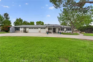 1505 Corona, Norco, CA 92860 - Photo 2