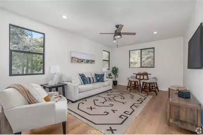 1029 N Staley Lane, Los Angeles, CA 90042 - Photo 20
