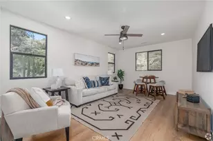1029 N Staley Ln, Los Angeles, CA 90042 - Photo 20