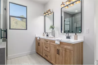 1029 N Staley Lane, Los Angeles, CA 90042 - Photo 12