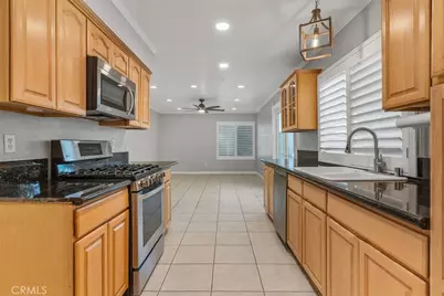 1130 Zircon Street, Corona, CA 92882 - Photo 20