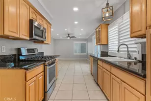 1130 Zircon St, Corona, CA 92882 - Photo 20