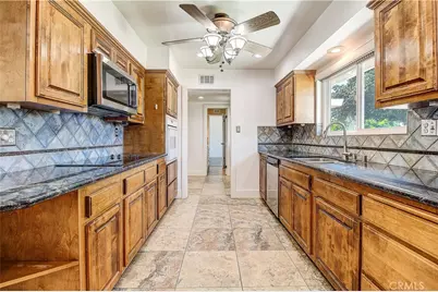 1960 Wetherly, Riverside, CA 92506 - Photo 28
