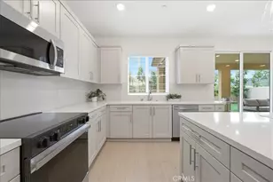 23716 Wilcox Dr, Newhall, CA 91321 - Photo 8