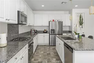 32690 Ascot Hl Cir, Wildomar, CA 92595 - Photo 10
