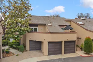923 Hyde Ct, Costa Mesa, CA 92626 - Photo 2