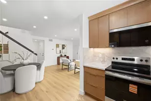 923 Hyde Ct, Costa Mesa, CA 92626 - Photo 18