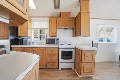 1295 S Cawston #11, Hemet, CA 92545 - Photo 6