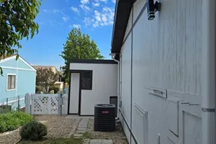 2598 Ayala, Rialto, CA 92377 - Photo 24