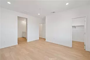 27318 Bear Creek Ln, Valencia, CA 91381 - Photo 22