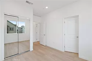 27314 Bear Creek Ln, Valencia, CA 91381 - Photo 22