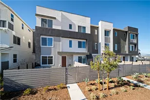 27314 Bear Creek Ln, Valencia, CA 91381 - Photo 1