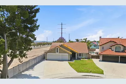 3762 S Peach Tree, Ontario, CA 91761 - Photo 4