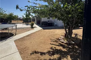 11968 Bornite, Hesperia, CA 92345 - Photo 22