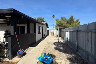 11968 Bornite, Hesperia, CA 92345 - Photo 20