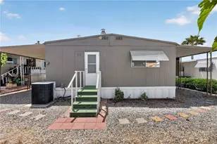 725 W Thornton Ave, Hemet, CA 92543 - Photo 30