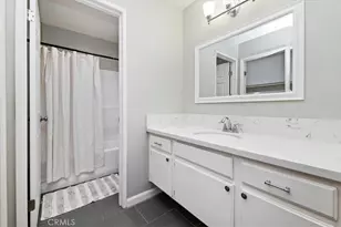 27870 Fieldstone Dr, Highland, CA 92346 - Photo 24