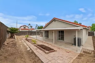 27870 Fieldstone Dr, Highland, CA 92346 - Photo 30