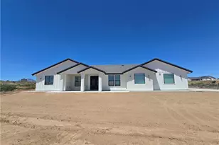 6224 Outpost, Oak Hills, CA 92344 - Photo 2