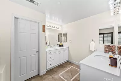 7925 Hemingway Court, Fontana, CA 92336 - Photo 48