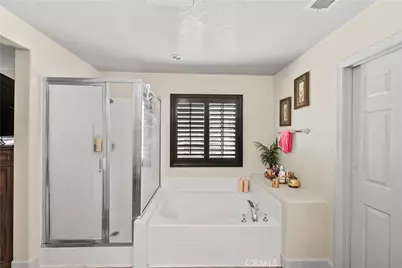 7925 Hemingway Court, Fontana, CA 92336 - Photo 44