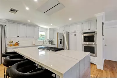 419 W Caroline Court, Ontario, CA 91762 - Photo 2