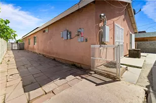 217 E 5th St, Perris, CA 92570 - Photo 28
