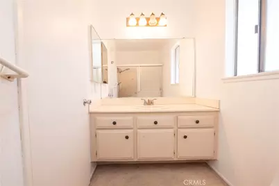 2001 W San Lorenzo, Santa Ana, CA 92704 - Photo 22