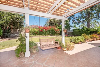 2001 W San Lorenzo, Santa Ana, CA 92704 - Photo 38