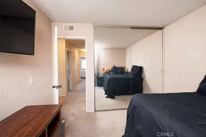 2001 W San Lorenzo, Santa Ana, CA 92704 - Photo 30