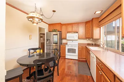 2001 W San Lorenzo, Santa Ana, CA 92704 - Photo 10