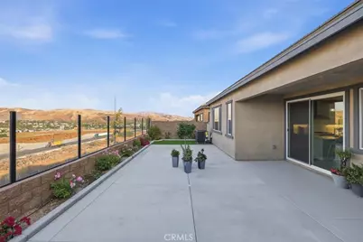 2826 Hillsten Way, Corona, CA 92883 - Photo 52