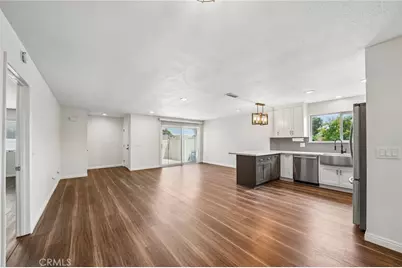 551 D, Upland, CA 91786 - Photo 4