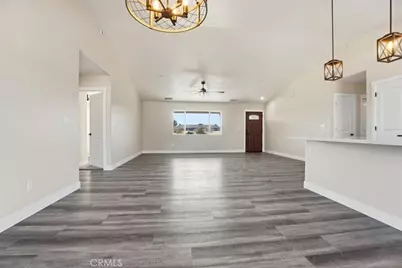 16135 Tawney Ridge Lane, Victorville, CA 92394 - Photo 8