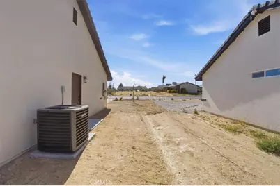16135 Tawney Ridge Lane, Victorville, CA 92394 - Photo 30