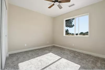 16135 Tawney Ridge Lane, Victorville, CA 92394 - Photo 26