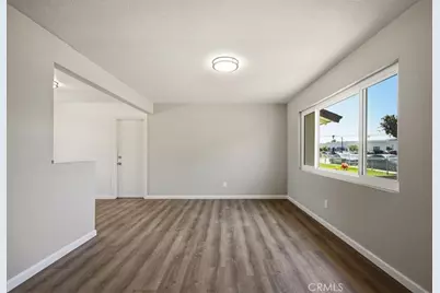 548 W Montrose, Hemet, CA 92543 - Photo 8