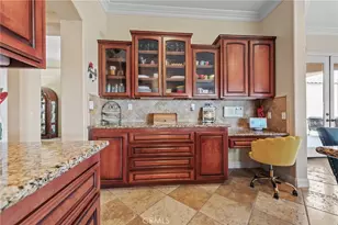 9609 Equestrian Dr, Riverside, CA 92503 - Photo 12