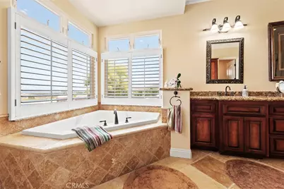 9609 Equestrian Drive, Riverside, CA 92503 - Photo 18