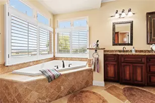9609 Equestrian Dr, Riverside, CA 92503 - Photo 18