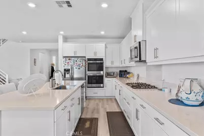 16769 Tea Tree, Fontana, CA 92336 - Photo 12