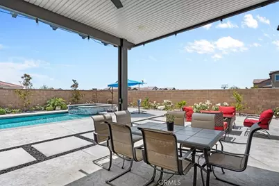 16769 Tea Tree, Fontana, CA 92336 - Photo 34